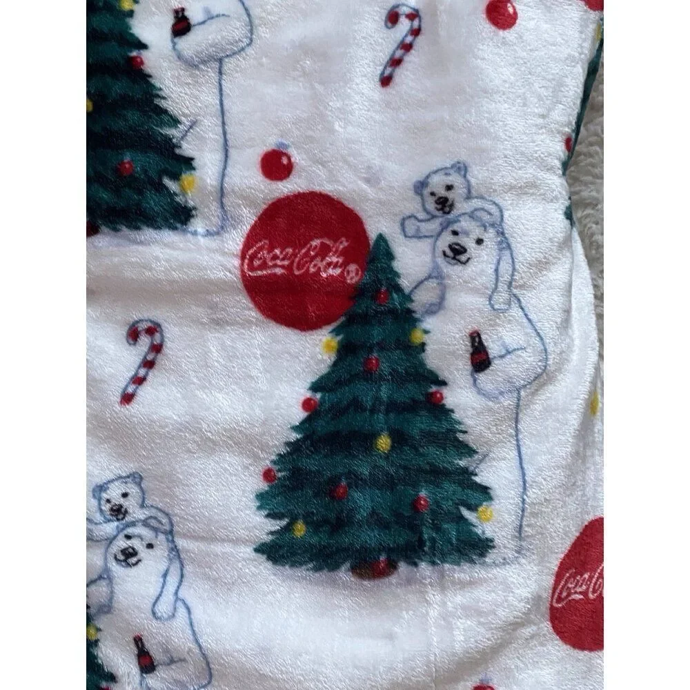 Coca Cola Velvet Soft Throw Blanket 60 X 70”‎ Bears W/Bottle Christmas Tree NEW